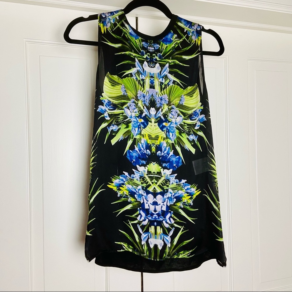 Givenchy silk black green blue floral tee shirt S